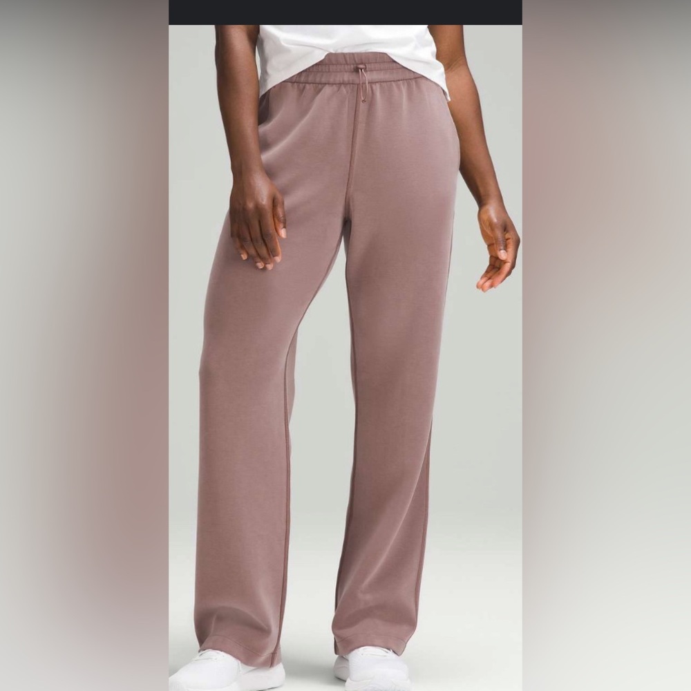 Lululemon softstreme dark oxide size 8